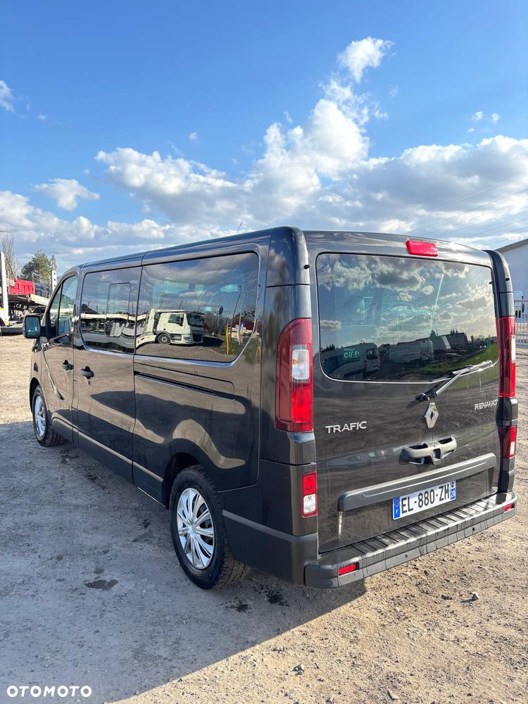 Renault Trafic Grand 1.6 dCi - 4