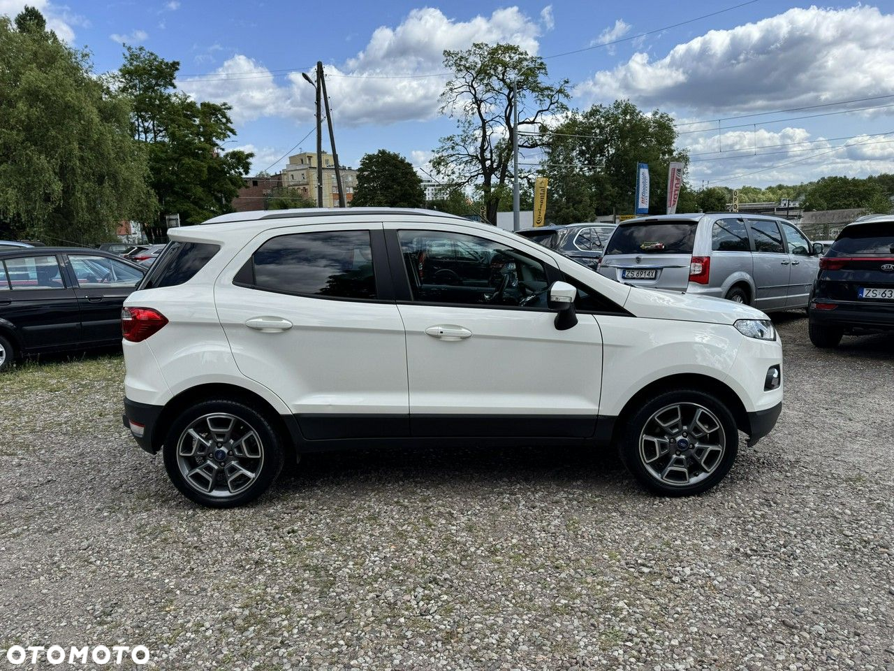 Ford EcoSport - 32