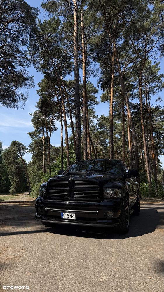 Dodge RAM 5.7 HEMI - 8