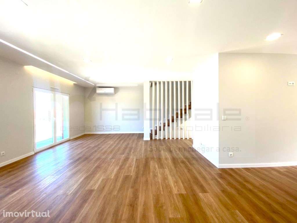 Moradia Geminada T3 garagem 60 m2 - Grande imagem: 2/46