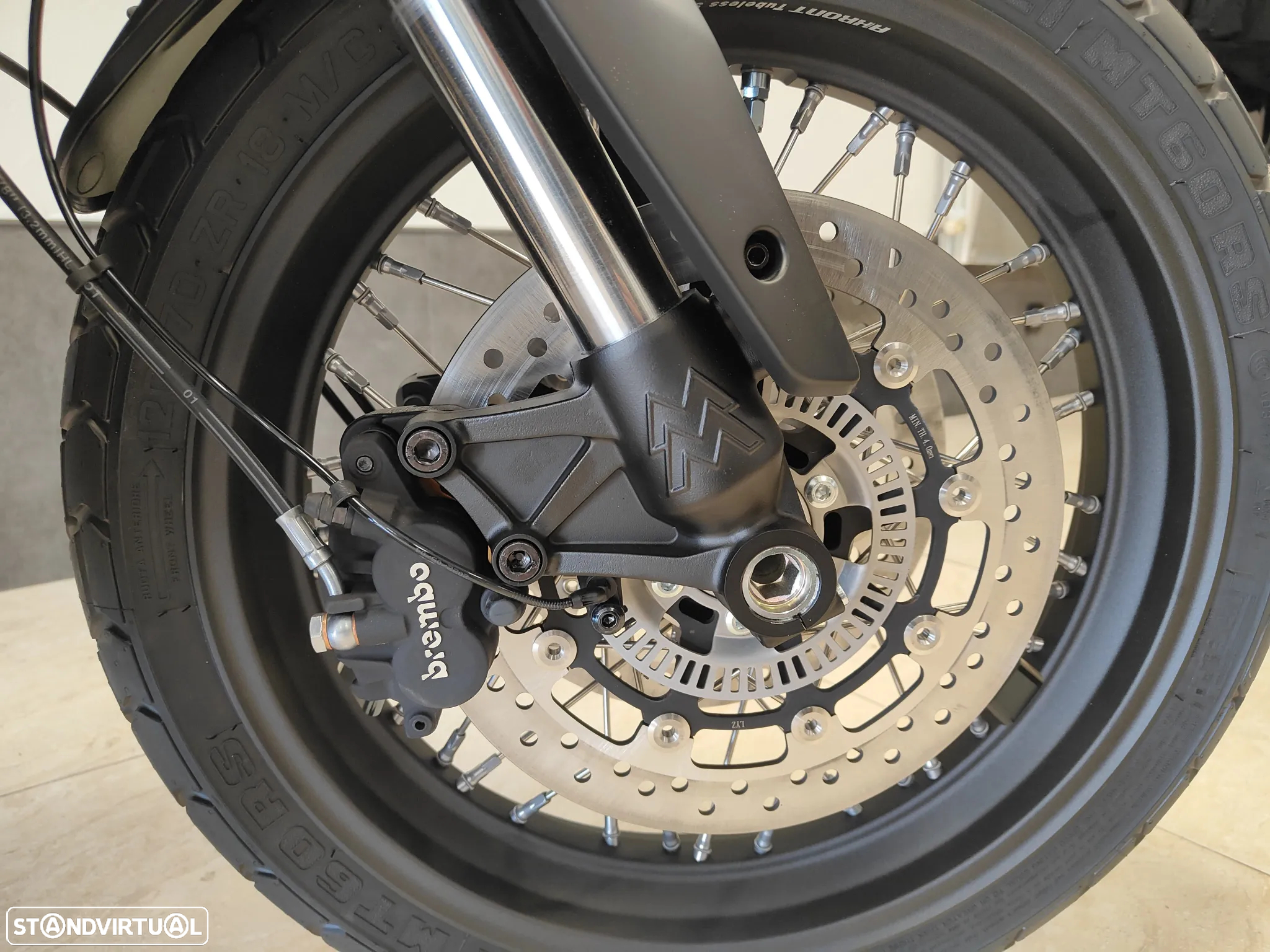 Moto Morini Seiemmezzo SCR 650 - 13
