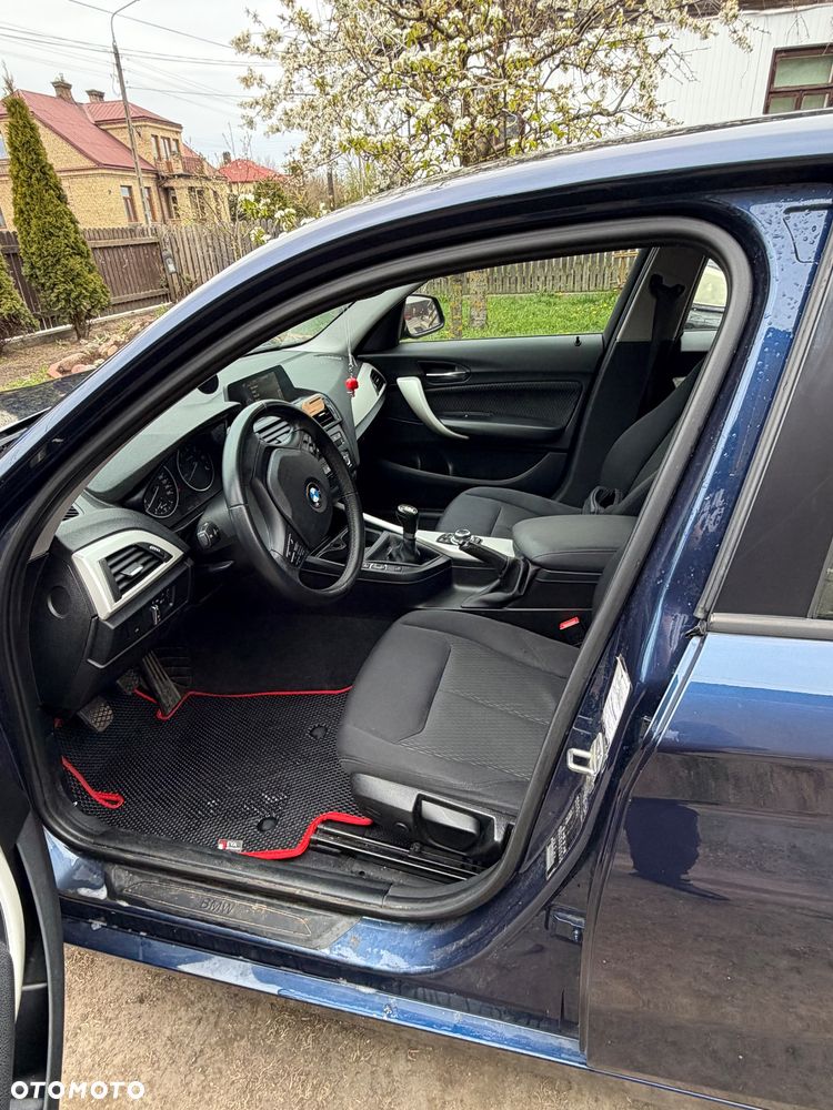 BMW Seria 1 116d - 6