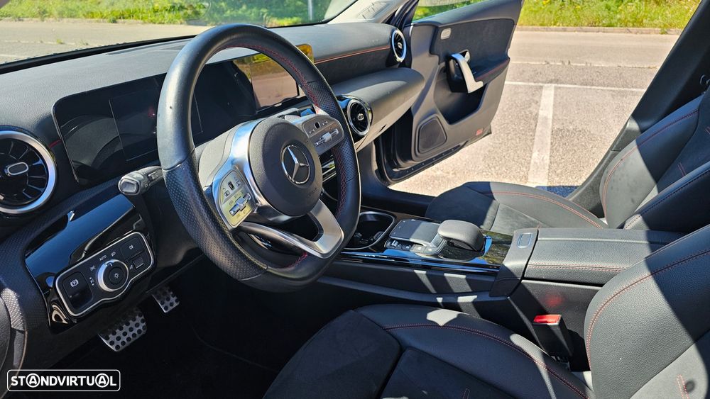 Mercedes-Benz A 250 e AMG Line - 13