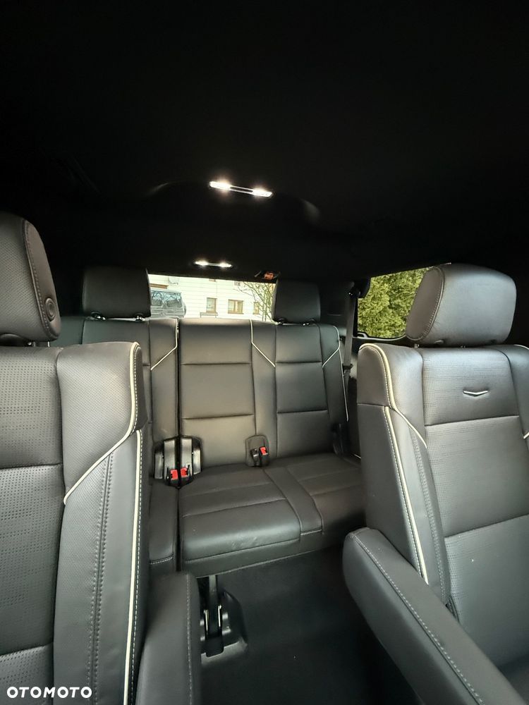 Cadillac Escalade 6.2 V8 AWD AT Platinum - 13