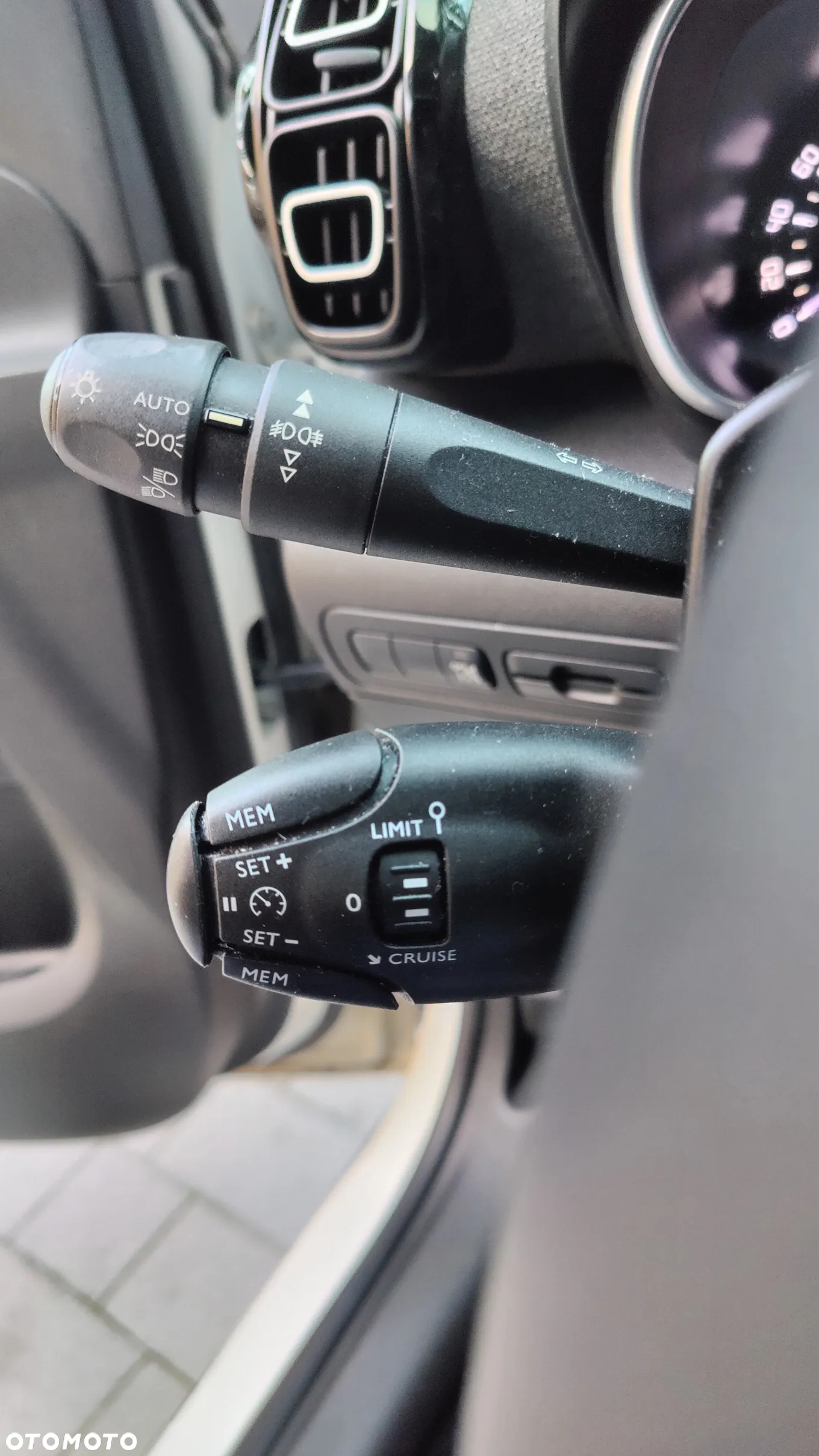 Citroën C3 Aircross 1.2 PureTech GPF Rip Curl S&S EAT6 - 8