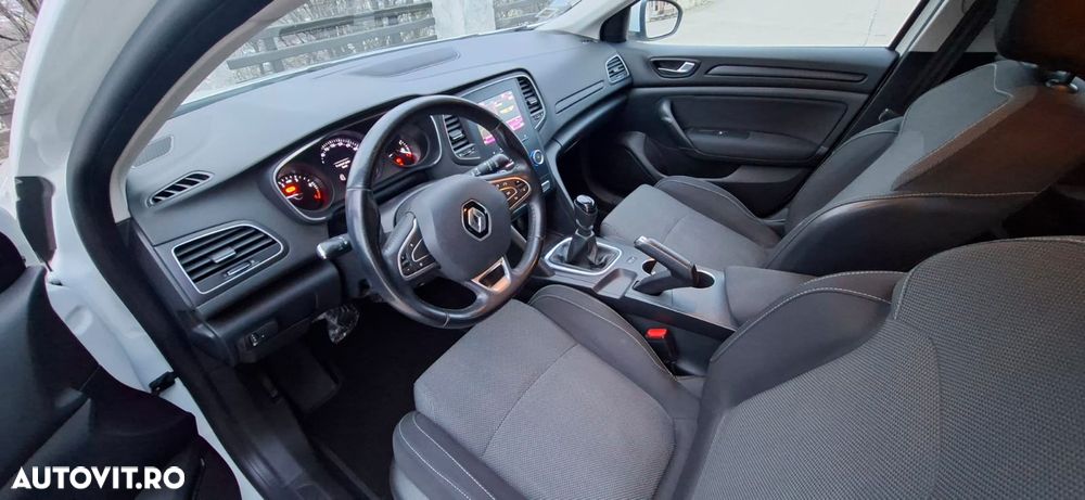 Renault Megane Blue dCi 116 Life - 19