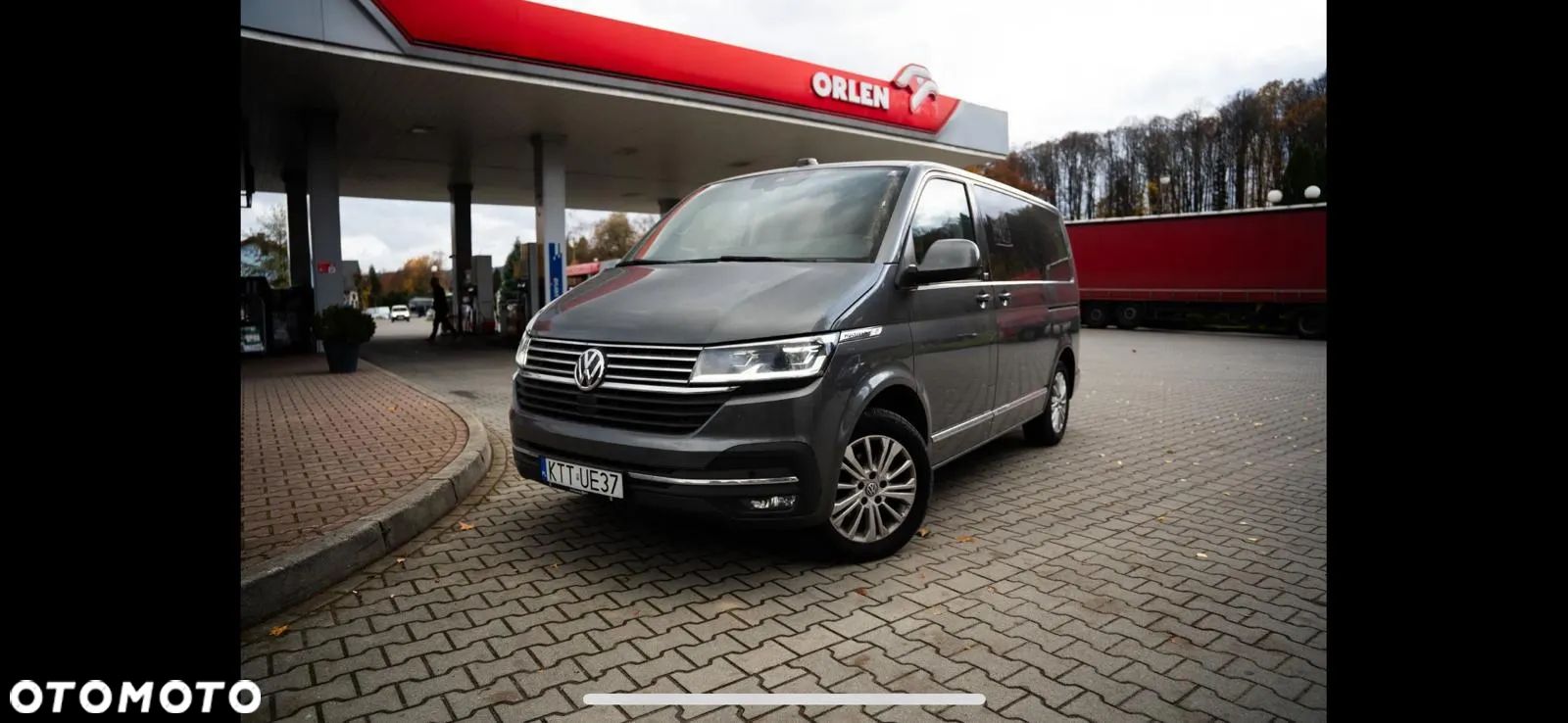 Volkswagen Multivan - 1