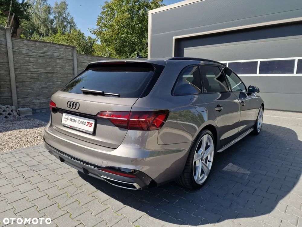 Audi A4 Avant 2022