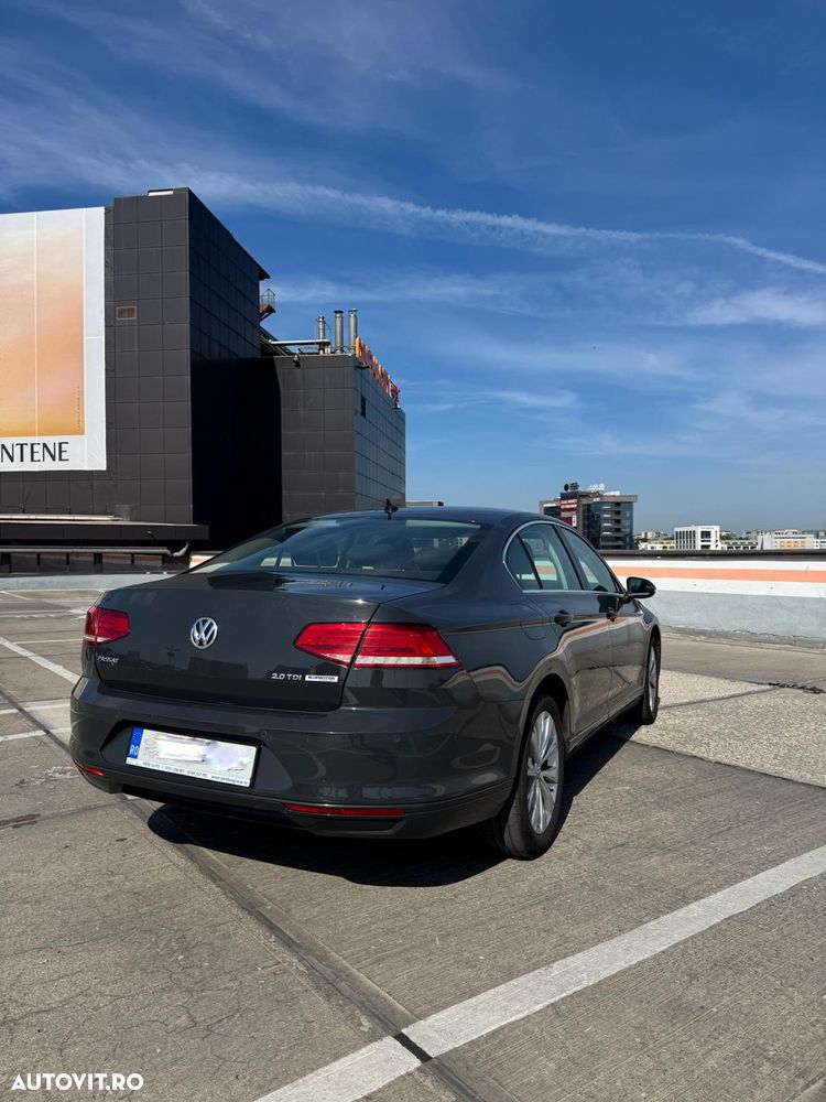 Volkswagen Passat 2.0 TDI Comfortline - 6