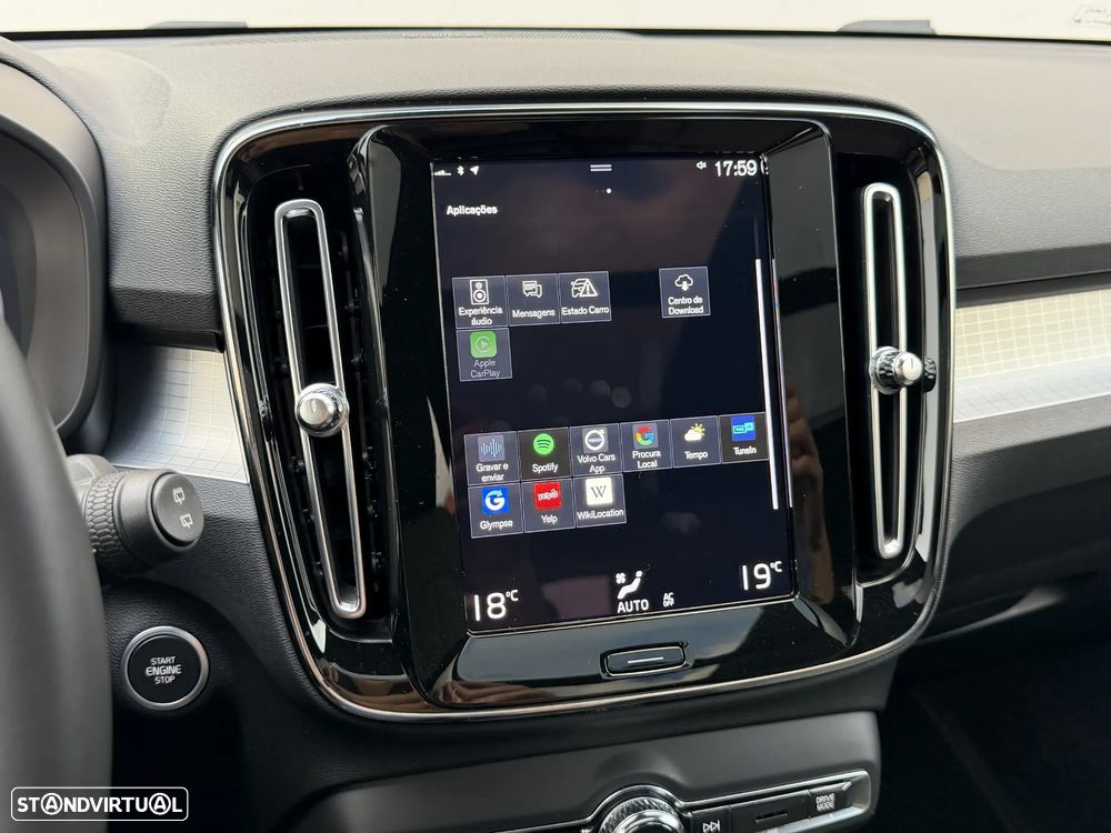 Volvo XC 40 2.0 B4 Momentum Plus - 13