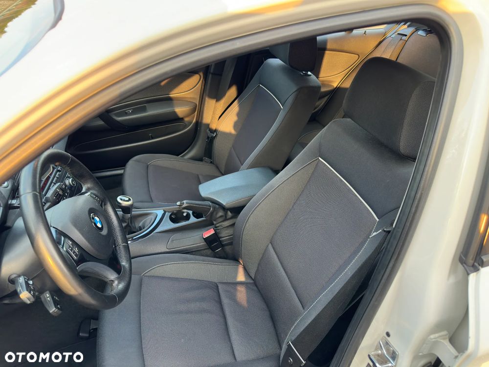 BMW Seria 1 118i - 9