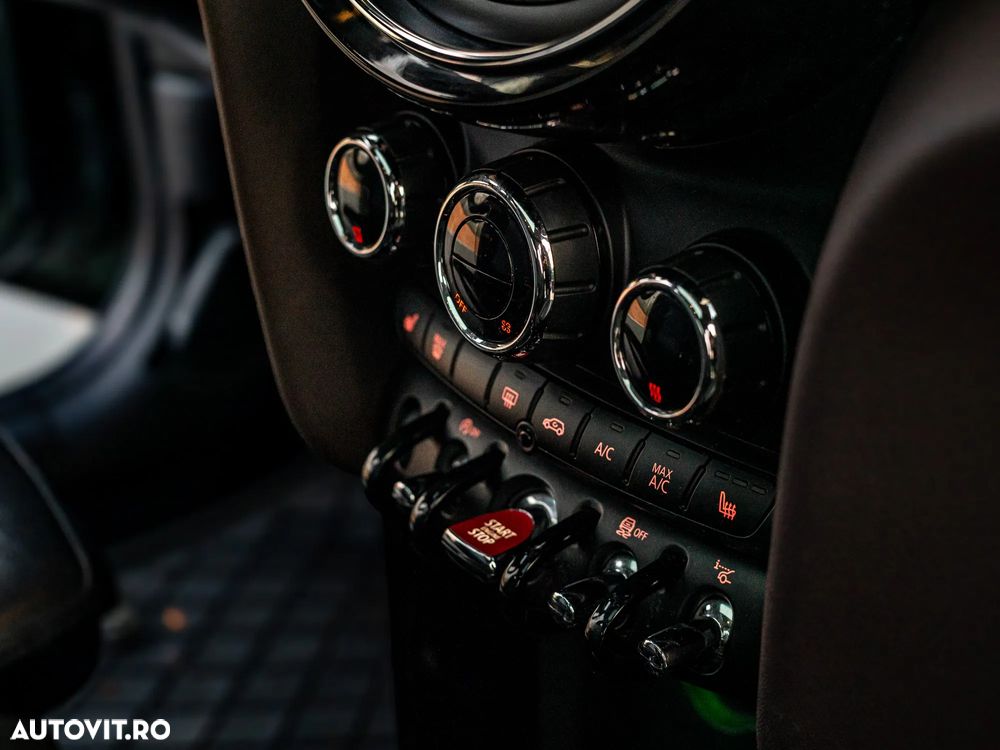 Mini Cooper S Standard - 25