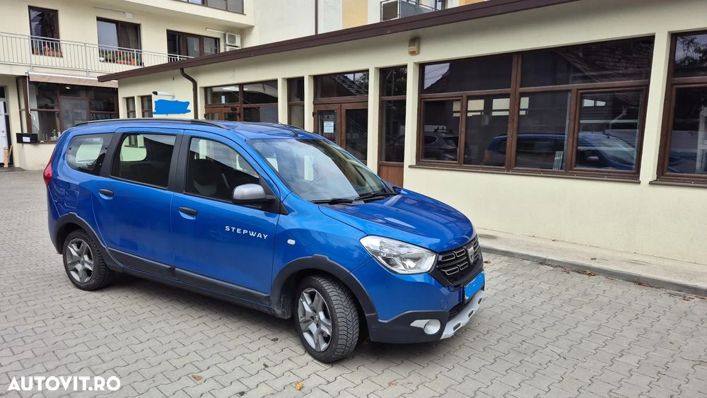 Dacia Lodgy 1.5 dCi 109 CP Stepway - 2