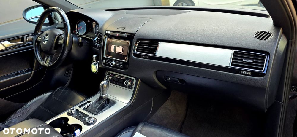 Volkswagen Touareg - 18