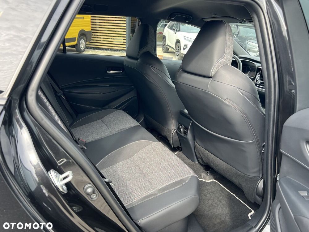 Toyota Corolla 1.8 Hybrid Style - 24