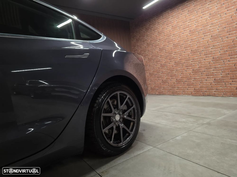 Tesla Model 3 Standard Range Plus RWD - 31