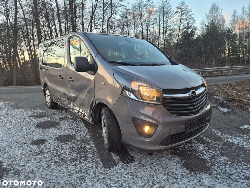 Opel Vivaro - 2