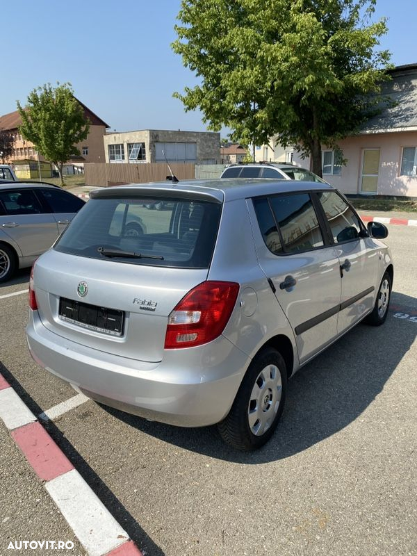 Skoda Fabia 1.2 HTP - 2