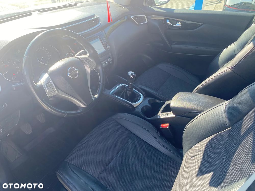 Nissan Qashqai - 16