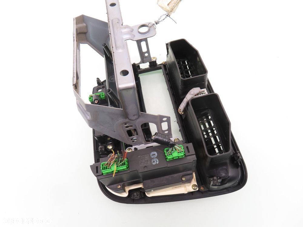 PANEL NAWIEWU Z AC HONDA CIVIC VII - 3