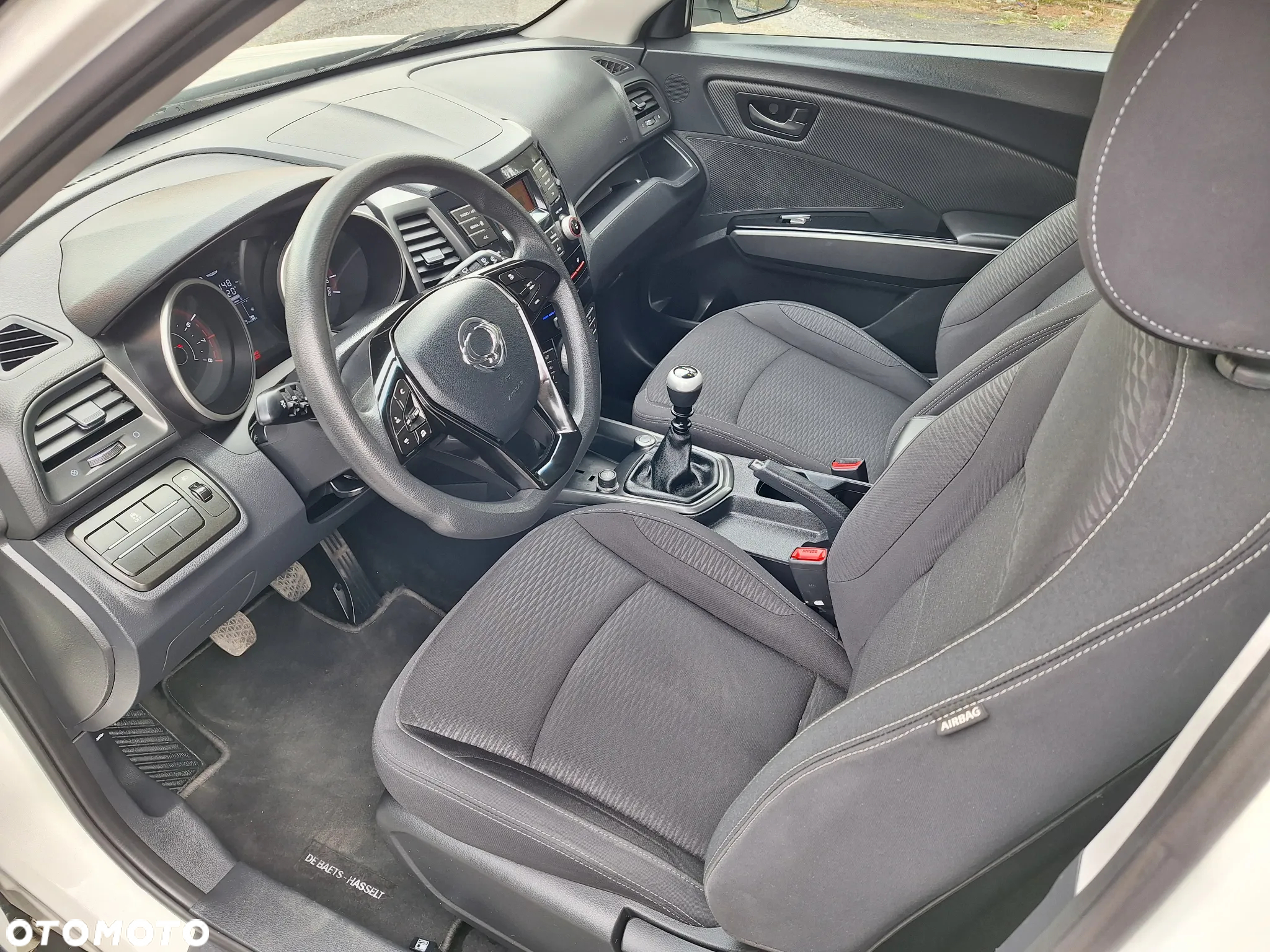 SsangYong/KGM XLV - 16