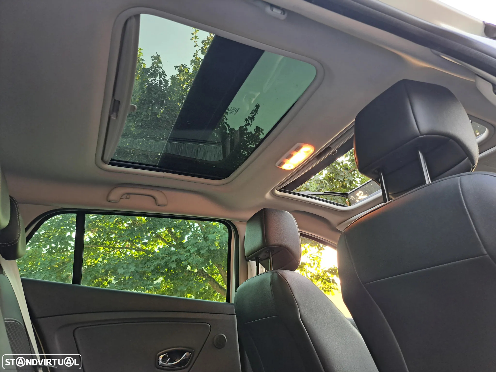 Renault Mégane Sport Tourer 1.6 dCi Bose Edition - 9