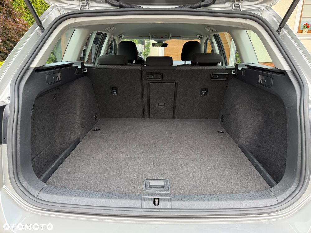 Volkswagen Golf 2.0 TDI 4Motion DSG Comfortline - 15