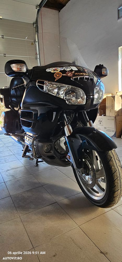 Honda GL 1800 Gold Wing - 5