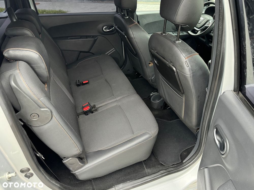 Dacia Lodgy 1.2 TCe Stepway S&S EU6 - 8