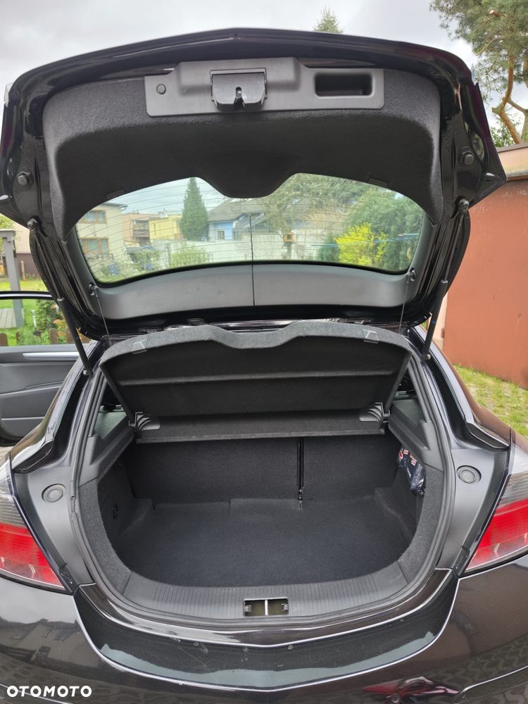 Opel Astra ver-1-6-t-sport - 11