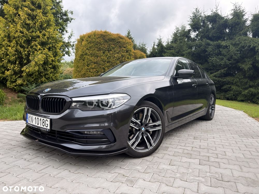 BMW Seria 5 530i GPF xDrive Sport Line sport - 1