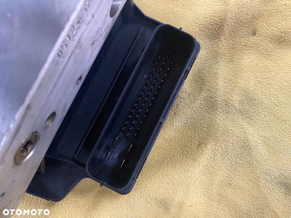 GOLF IV BORA A3 8L POMPA ABS Z ESP 1C0907379 - 3