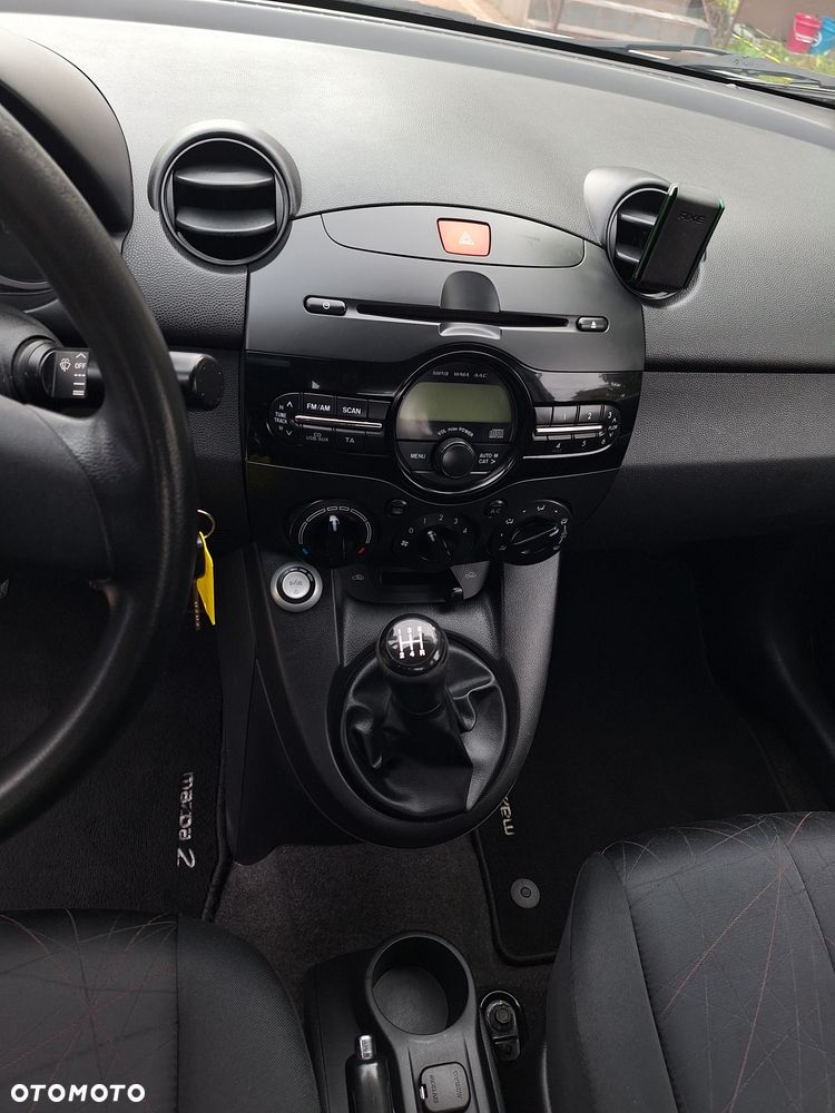 Mazda 2 1.3 Trend & Fun - 21