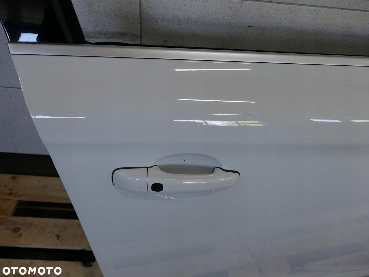 VOLVO XC60 I LIFT R-DESIGN DRZWI PRAWY PRZÓD PRAWE PRZEDNIE 614-46 - 4