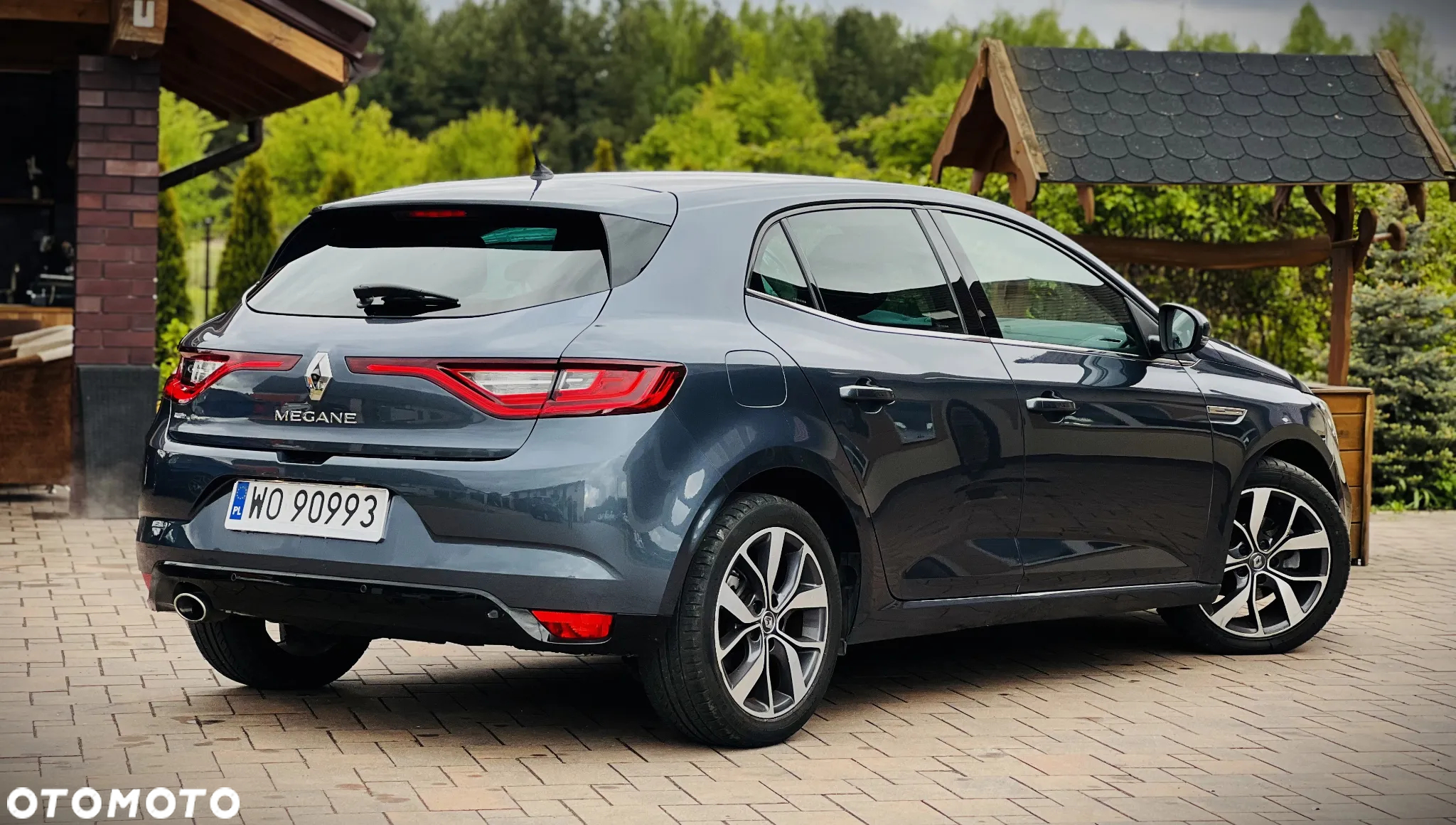Renault Megane ENERGY TCe 130 Start & Stop LIMITED - 3