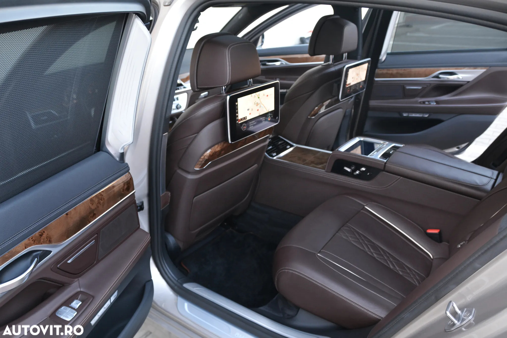 BMW Seria 7 740Ld xDrive - 17