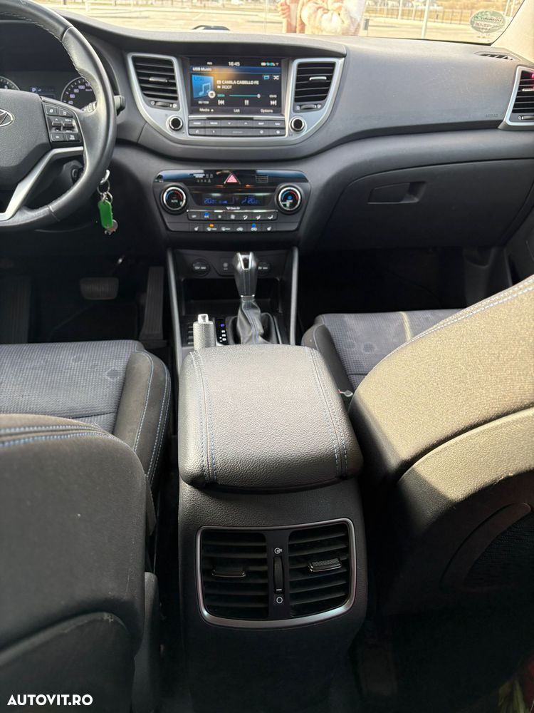 Hyundai Tucson 1.6 T-GDi 4WD 7DCT Style - 13