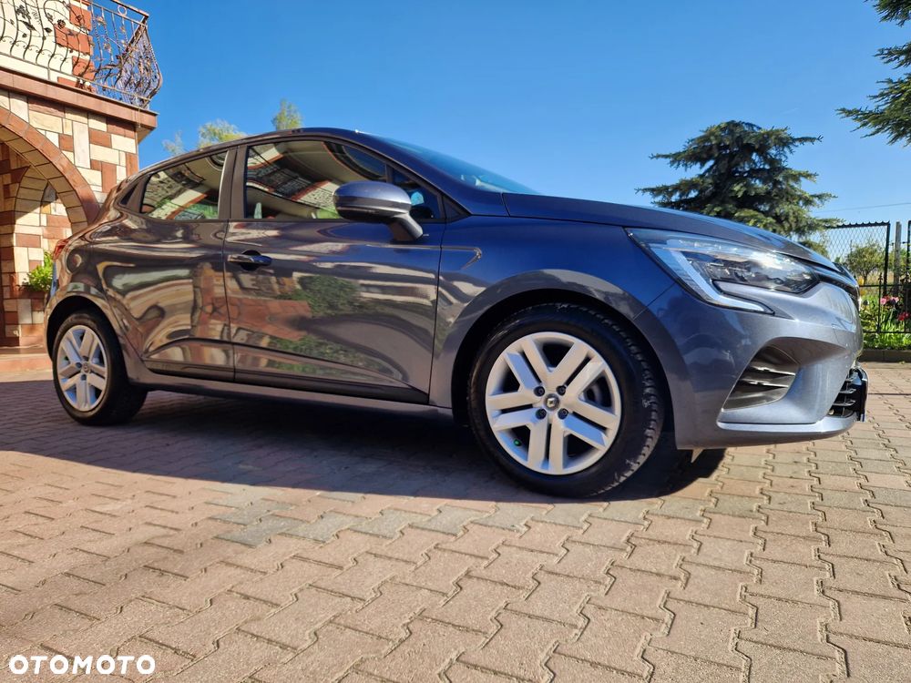 Renault Clio - 11