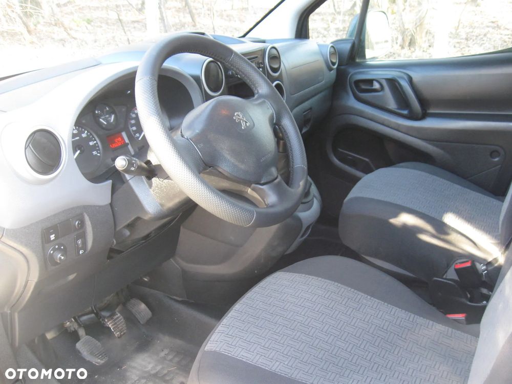 Peugeot Partner - 10