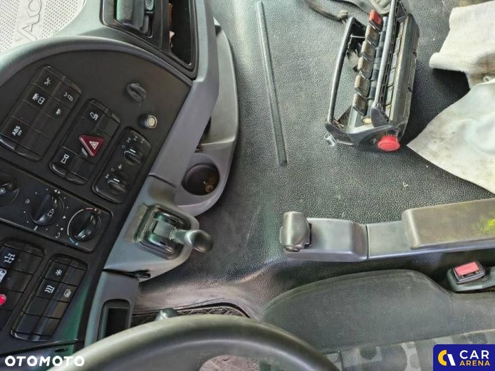 Mercedes-Benz Actros - 22