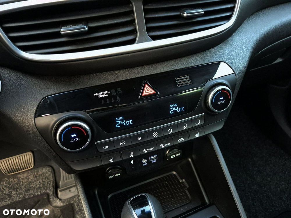 Hyundai Tucson 2.0 CRDI 4WD Automatik Premium - 16