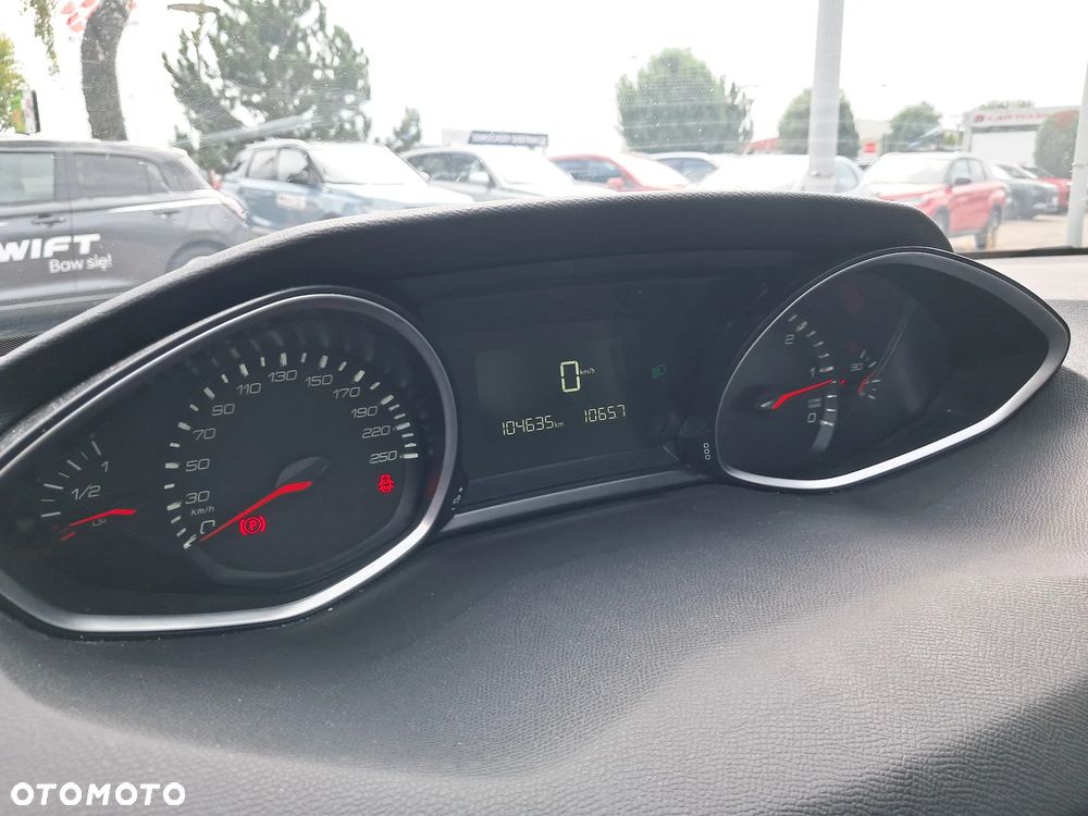 Peugeot 308 1.5 BlueHDi Allure S&S - 10