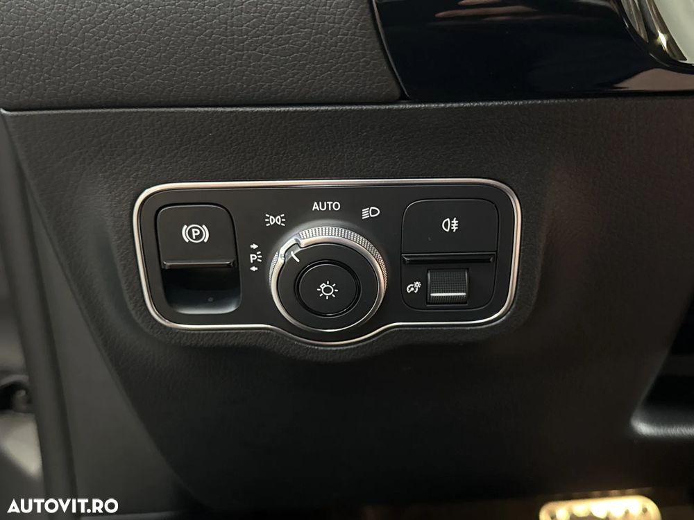 Mercedes-Benz GLA 220 d Aut. - 16
