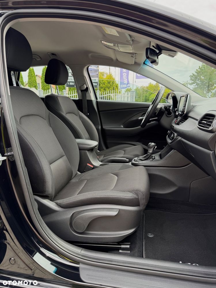 Hyundai i30 1.4 T-GDI DCT Premium - 12