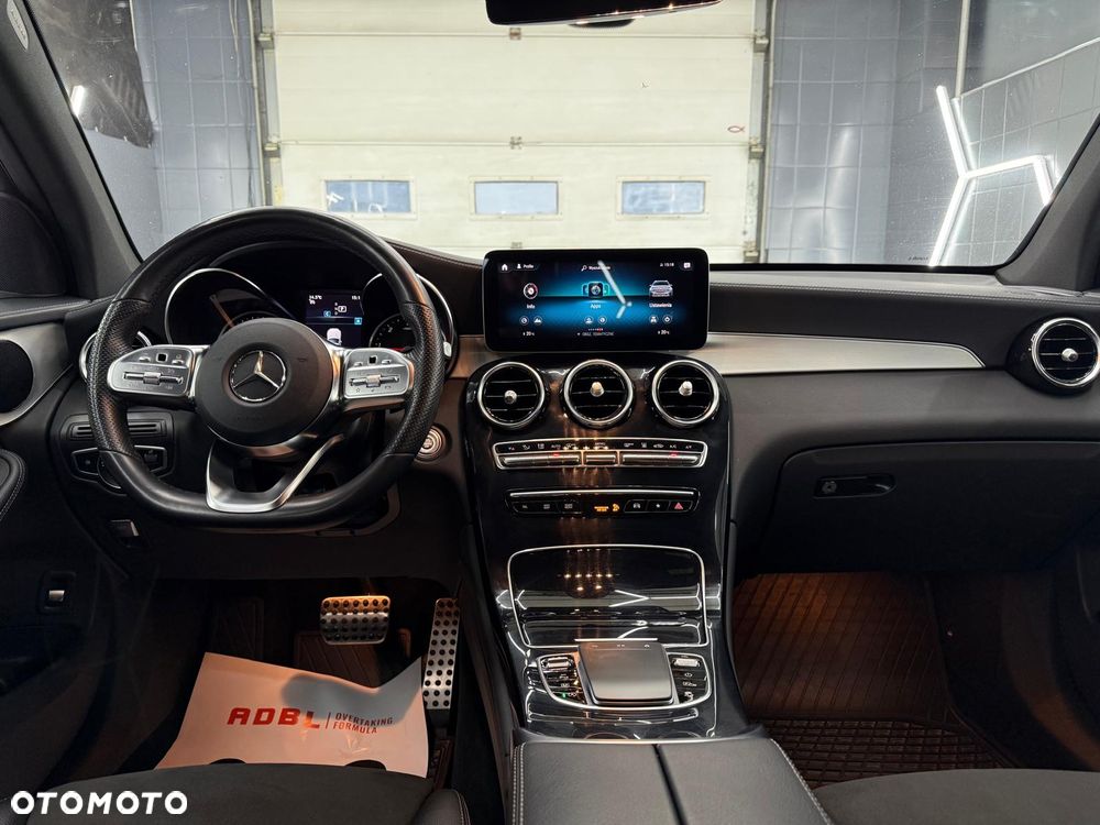 Mercedes-Benz GLC 220 d 4Matic 9G-TRONIC AMG Line - 15