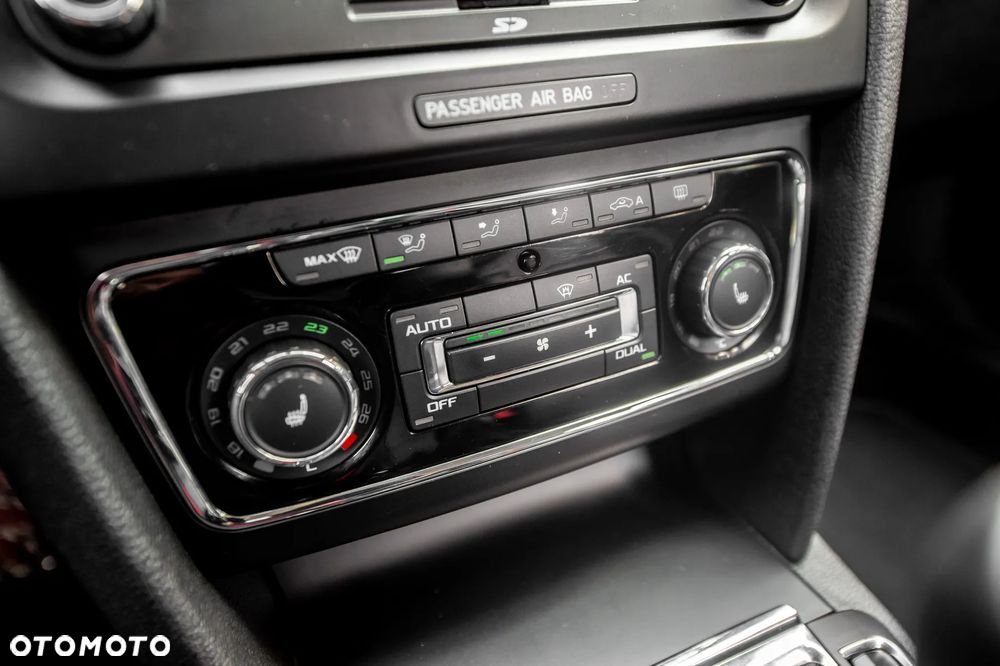 Skoda Superb 2.0 TDI 4x4 L&K - 25