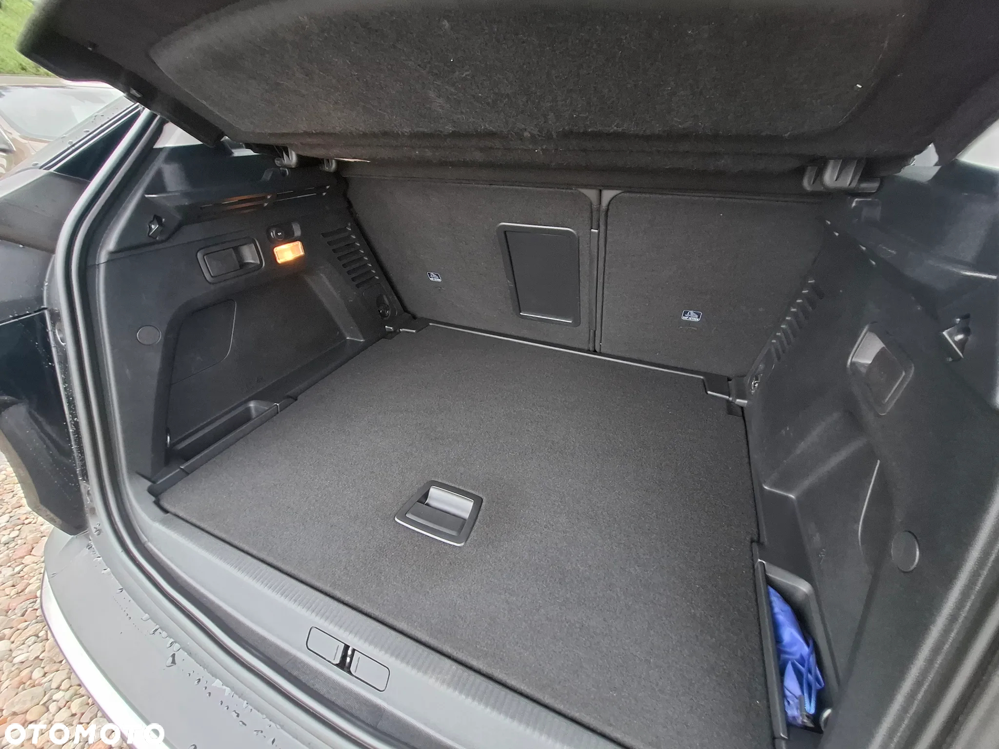 Peugeot 3008 1.5 BlueHDi Active S&S - 15