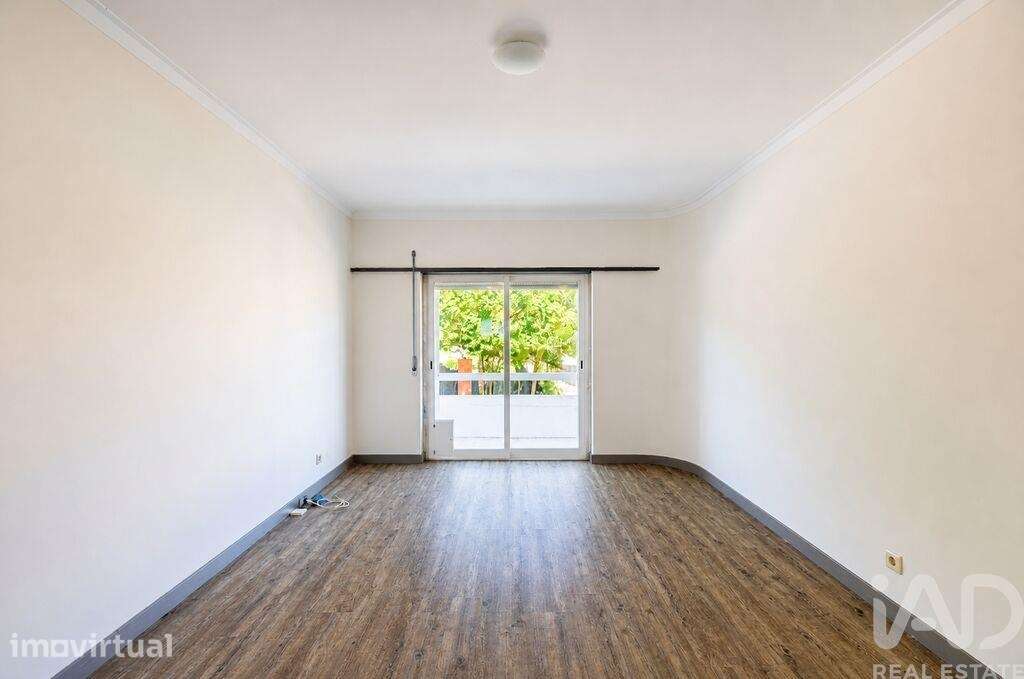 Apartamento T2 em Alcabideche de 86 m2 - Grande imagem: 2/18