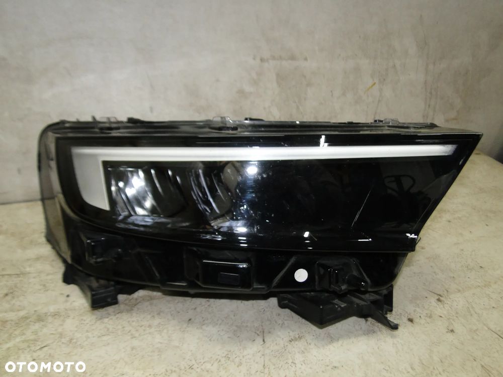 OPEL MOKKA B II 2 LAMPA PRAWA PRZÓD PRZEDNIA EUROPA - 1