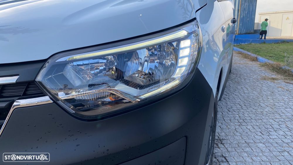 Renault Express 1.5 Blue dCi - 19